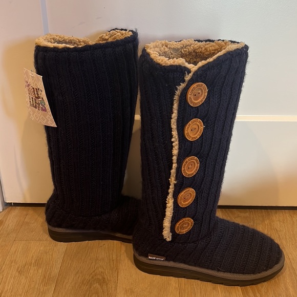 Muk Luks Tall Boots - Picture 4 of 9